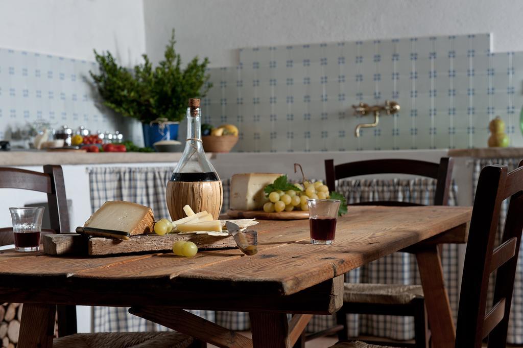Bed and Breakfast Domu Antiga Gergei Екстер'єр фото